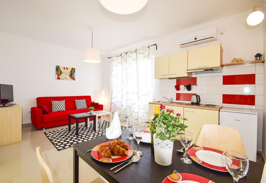 Amadrian Apartments Sibenik Ngoại thất bức ảnh